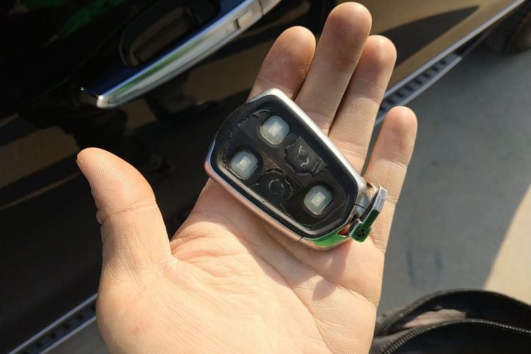 凯迪拉克XT5 2020款 28T 豪华型中控内饰11