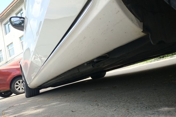 奔驰C级 2015款 C 200 L 4MATIC局部细节9002