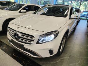 奔驰GLA 2019款 GLA 200 动感型