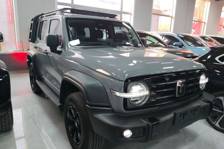 坦克300 2023款 越野版 2.0T 征服者车身外观3