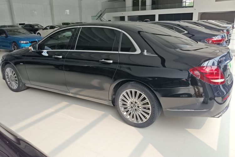 奔驰E级 2020款 改款 E 300 L 殊享版车身外观6003