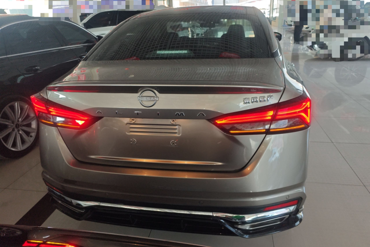 日产 天籁 2022款 2.0L XL-Upr 优享版车身外观6