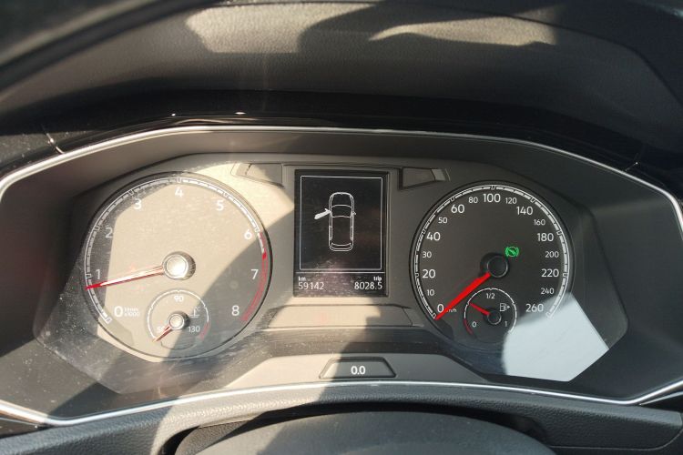 大众 T-ROC探歌 2018款 280TSI DSG两驱舒适型 国V局部细节14