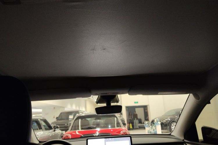 特斯拉 Model Y 2022款 改款 后轮驱动版中控内饰22