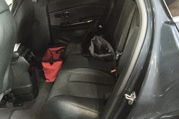 蔚来EC6 2020款 615KM 性能版中控内饰21