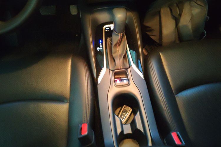 丰田 卡罗拉 2021款 1.2T S-CVT精英PLUS版局部细节18