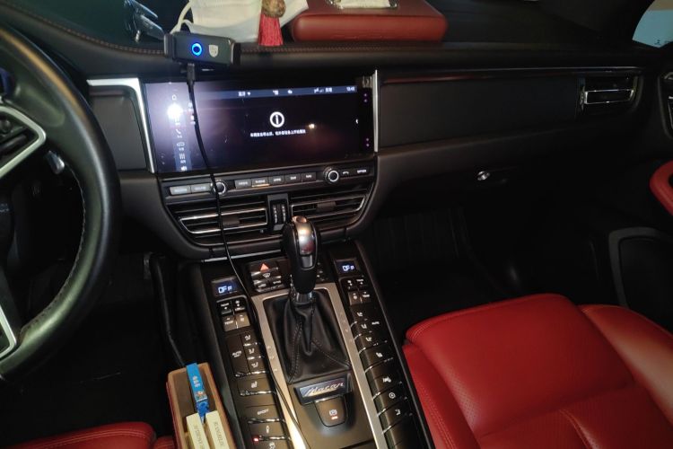 保时捷 2020款 Macan 2.0T中控内饰16