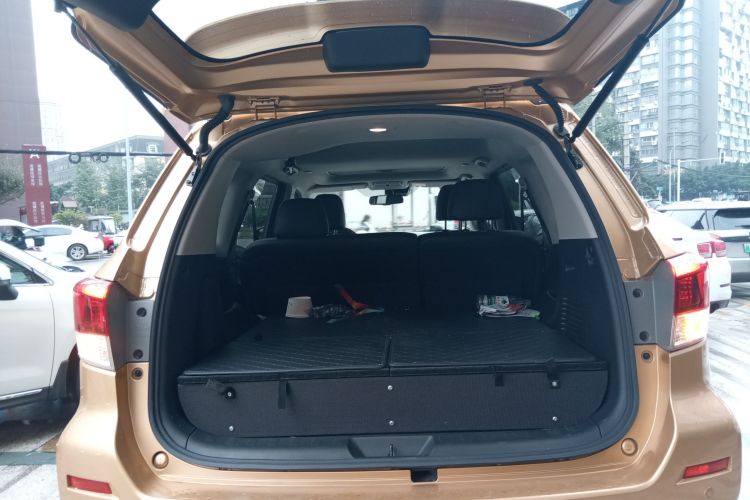 日产 途达 2020款 2.5L XV 4WD 自动四驱旗舰版局部细节23