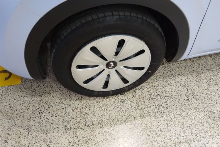 五菱汽车 五菱缤果 2024款 203km 轻享款车身外观6007