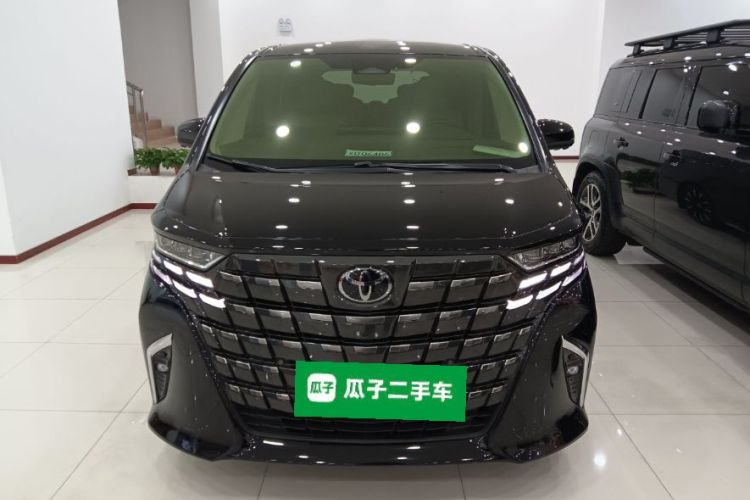 丰田 埃尔法 2024款 双擎 2.5L 臻享版车身外观2