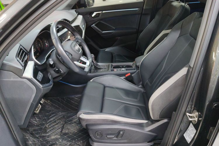 奥迪Q3 2024款 35 TFSI 时尚动感型局部细节19