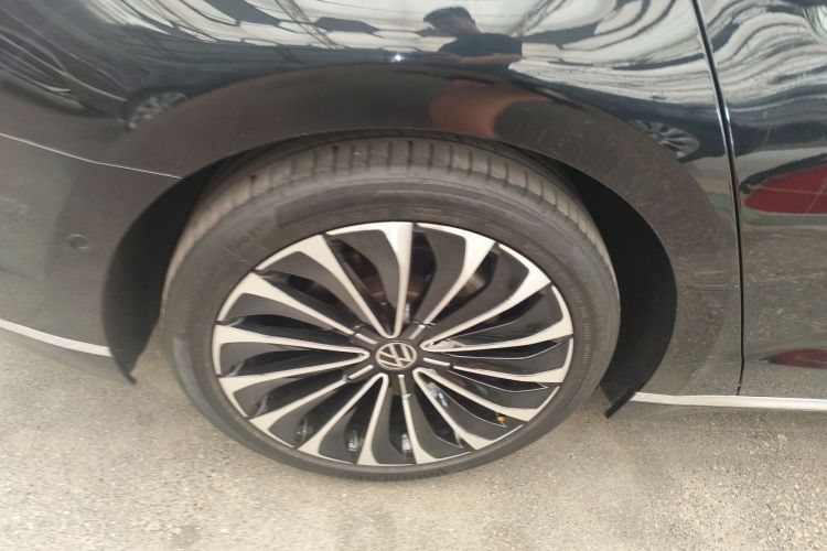 大众 辉昂 2021款 380TSI 尊贵版车身外观6008