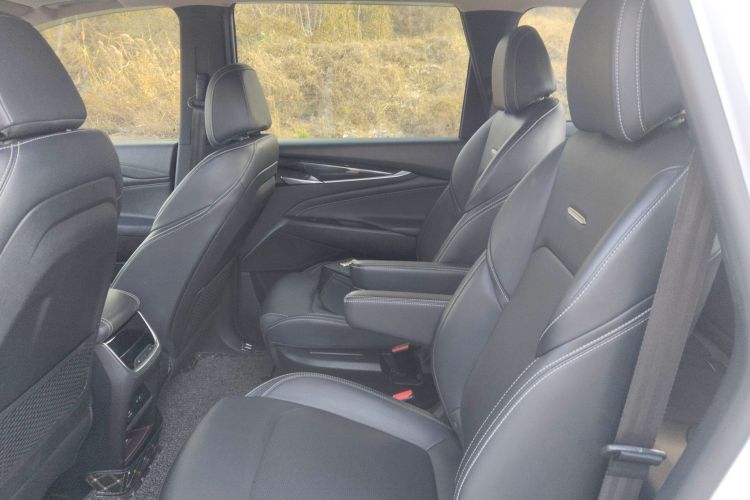 上汽大通MAXUS 大通G50 2019款 1.5T 首发款自动豪华版 6座中控内饰7003