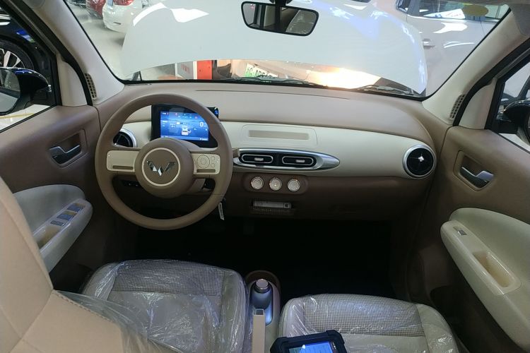 五菱汽车 宏光MINIEV 2025款 四门版 进阶款中控内饰7002