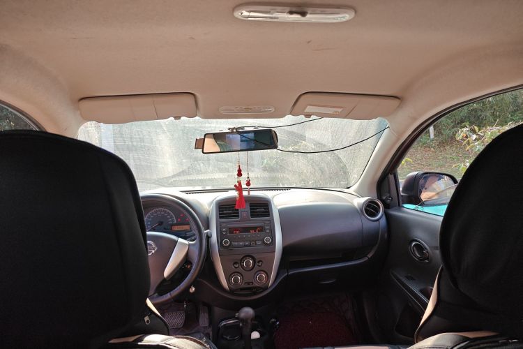 日产 阳光 2015款 1.5XE CVT舒适版局部细节22