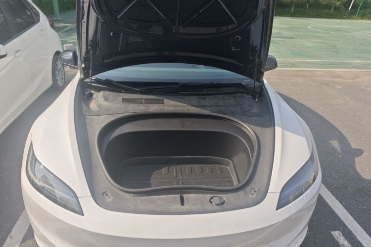 特斯拉 Model 3 2023款 后轮驱动版局部细节24