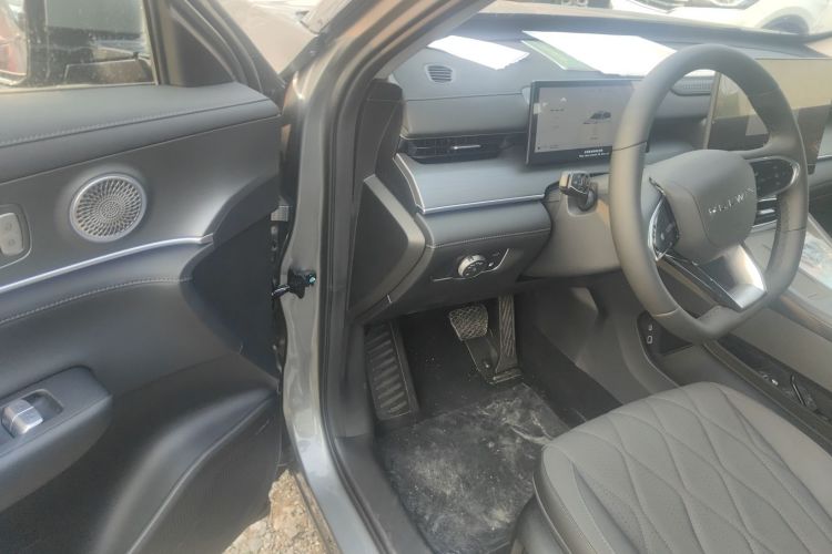 奇瑞 风云T8 2025款 1.5T 130km 豪华版7座中控内饰20