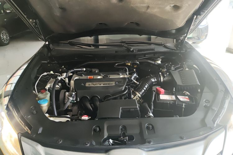 本田 歌诗图 2014款 2.4L 豪华导航版局部细节24