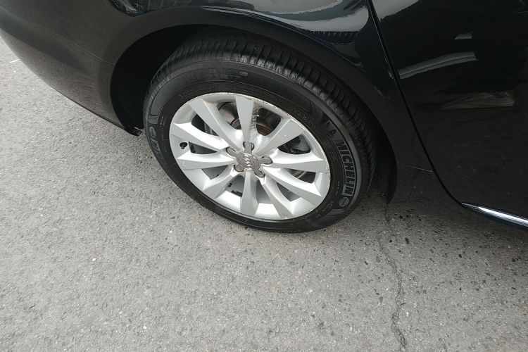 奥迪A6L 2014款 30 FSI 技术型车身外观6008