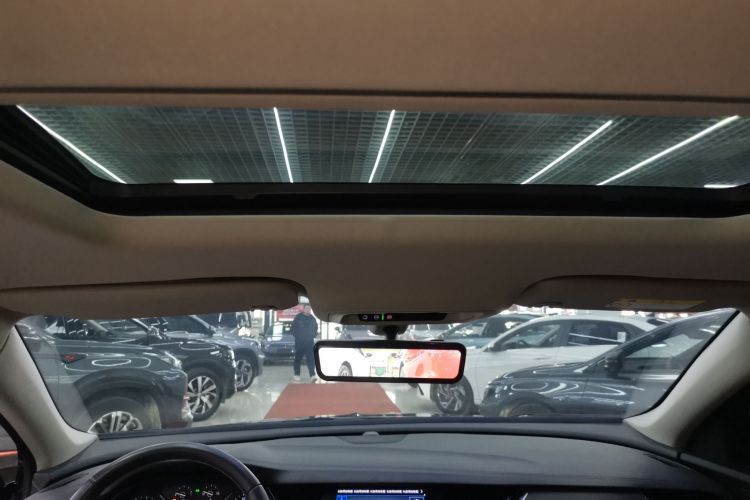 别克 君威 2023款 552T 智享型中控内饰22