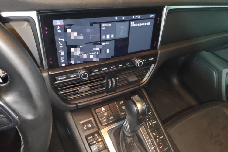 保时捷 2018款 Macan 2.0T中控内饰16