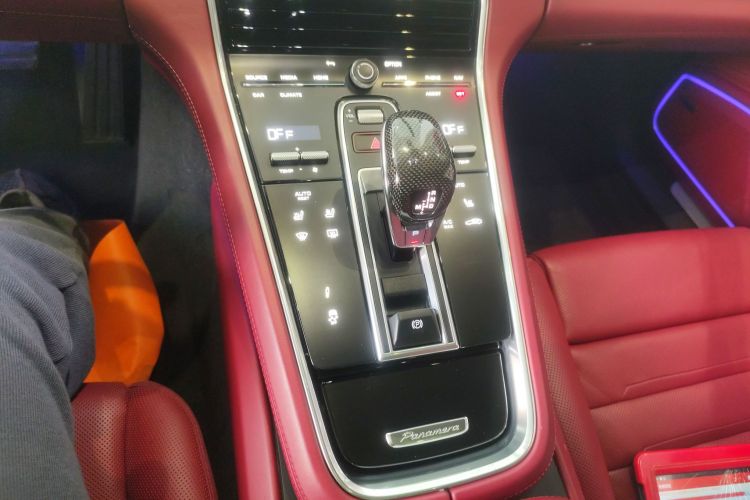 保时捷 2023款 Panamera 2.9T中控内饰18