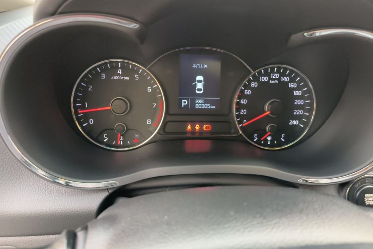 起亚K3 2015款 1.6L 自动GLS中控内饰14