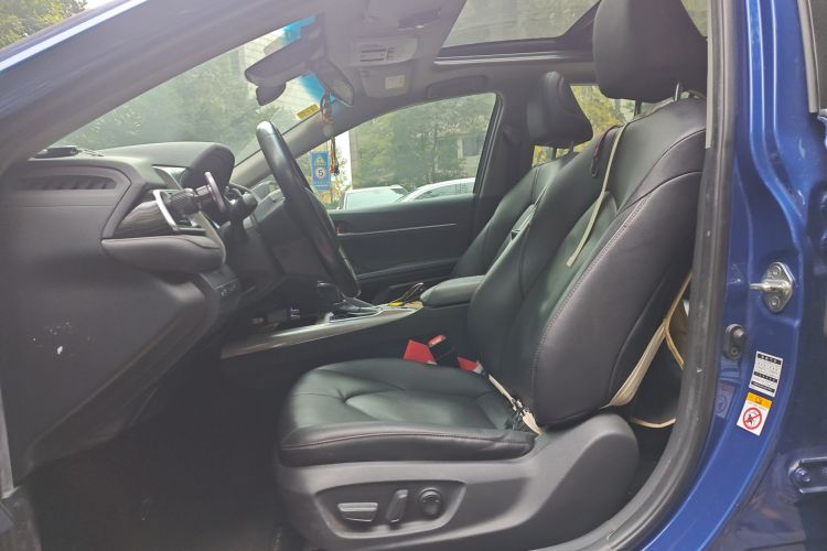 丰田 凯美瑞 2018款 双擎 2.5HG 豪华版局部细节19