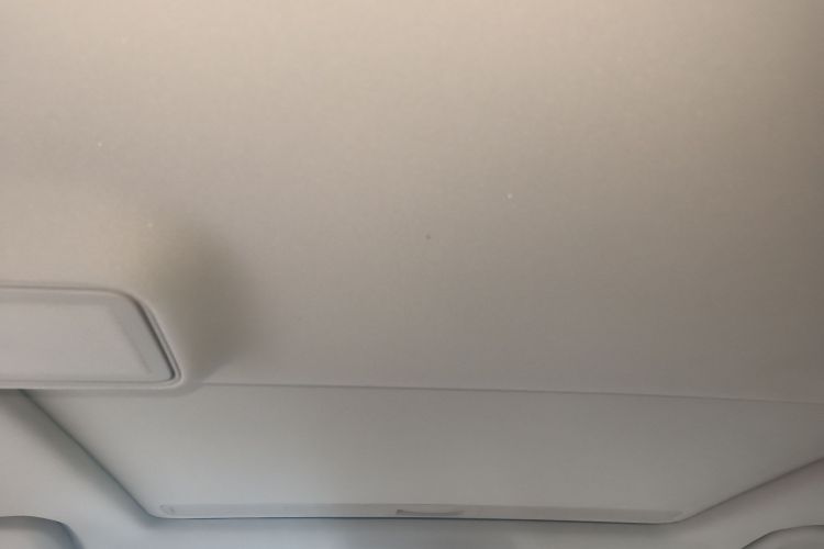 奔驰E级 2015款 E 200 L中控内饰22