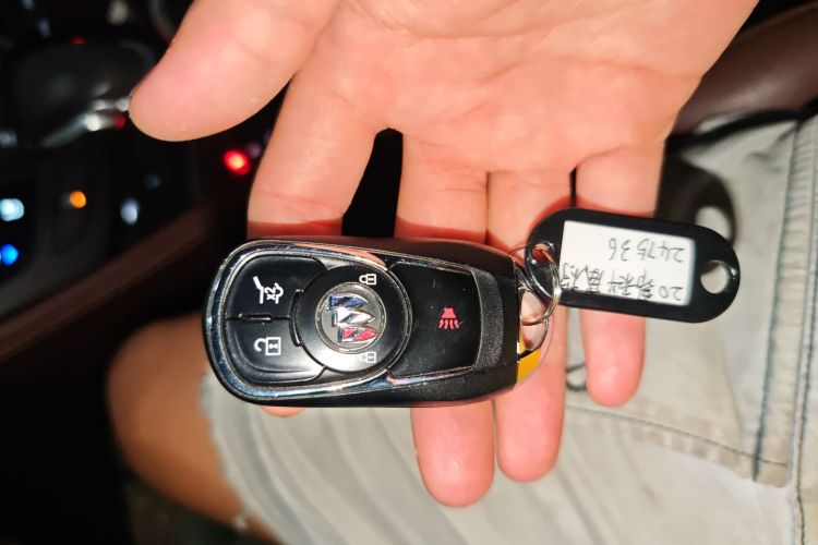 别克 昂科威 2020款 20T 两驱豪华型中控内饰7001