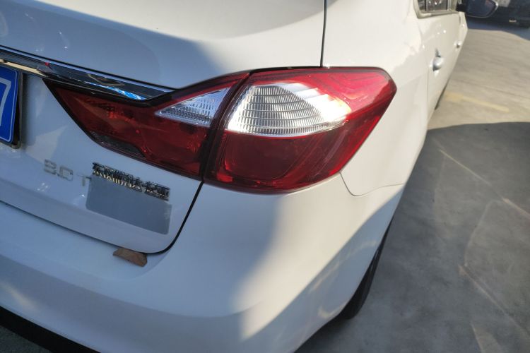 起亚K3 2016款 1.6L 手动GL车身外观9