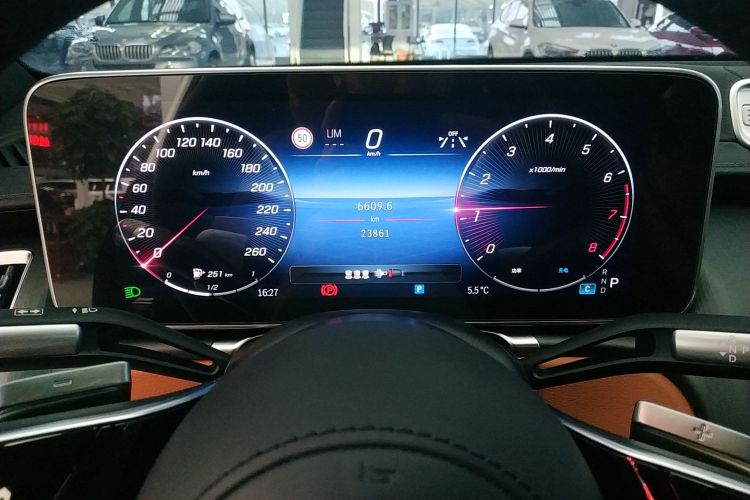 奔驰S级 2024款 改款 S 400 L 商务型局部细节14