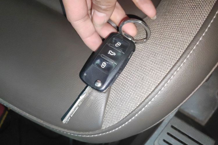 大众 宝来 2014款 1.4TSI 自动舒适型中控内饰7001