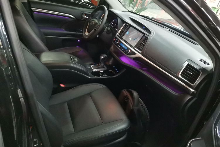 丰田 汉兰达 2021款 2.0T 四驱豪华版 7座局部细节41