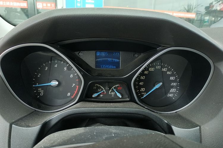 福特 福克斯 2012款 三厢 1.6L 自动舒适型中控内饰14