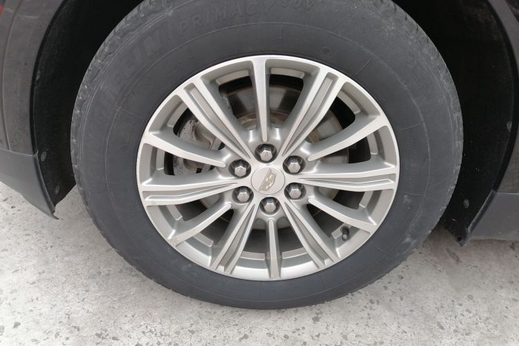 凯迪拉克XT5 2018款 28T 四驱豪华型车身外观35