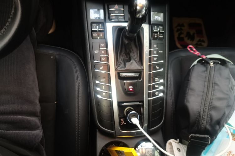 保时捷 2016款 Macan 2.0T中控内饰18