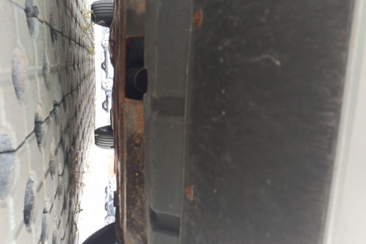 比亚迪 宋 2020款 经典版 1.5T 自动精英型局部细节9008