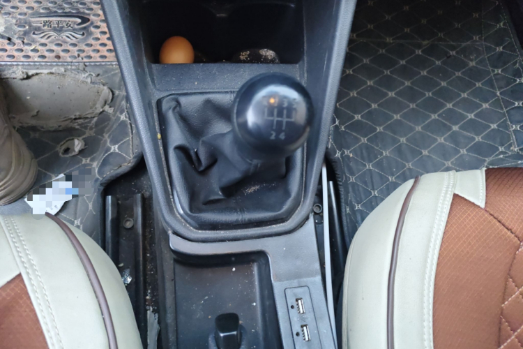 大众 捷达 2017款 1.4L 手动时尚型中控内饰18