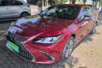 雷克萨斯ES 2020款 200 卓越版