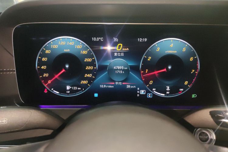 奔驰E级(进口) 2021款 改款 E 260 豪华型运动版中控内饰14