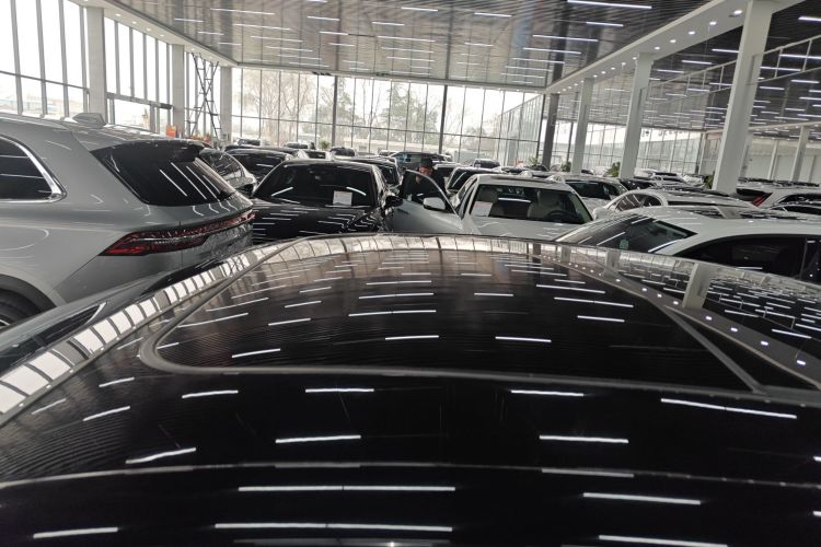 红旗H5 2023款 2.0T 自动智联旗畅版局部细节57