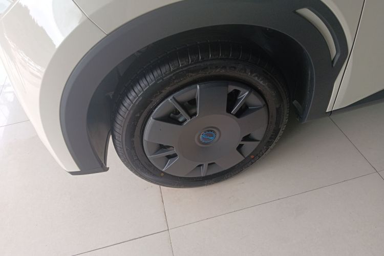 比亚迪 海鸥 2025款 智驾版 305km 活力版车身外观35