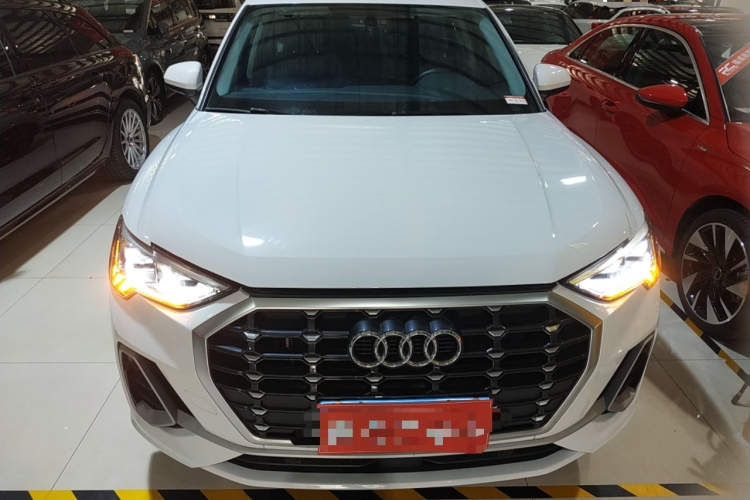奥迪Q3 2023款 35 TFSI 时尚动感型（1.5T）车身外观6001