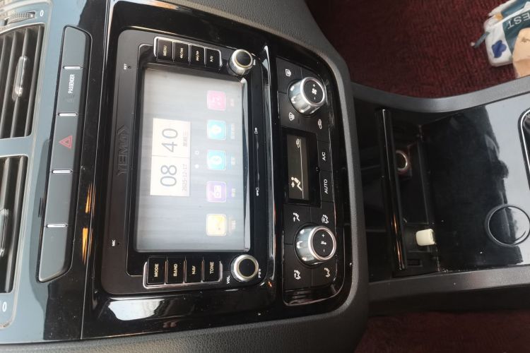 野马汽车 野马T70 2016款 升级版 1.8L 手动精英型中控内饰16