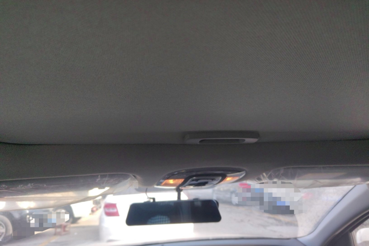 现代 伊兰特 2023款 1.5L CVT GLX精英版中控内饰22