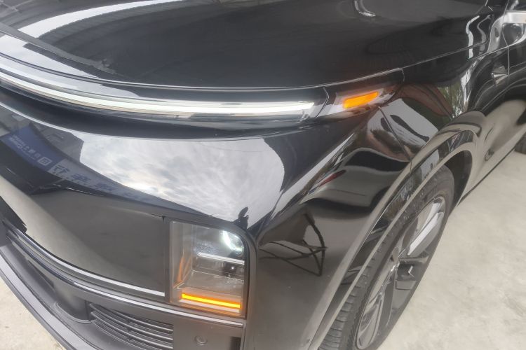 理想汽车 理想L9 2024款 Ultra局部细节36