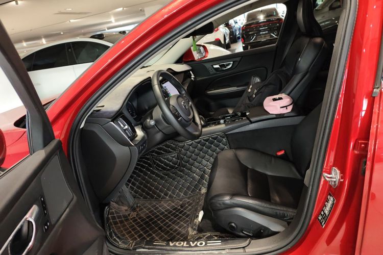 沃尔沃S60新能源 2021款 T8 E驱混动 四驱智逸豪华版局部细节19