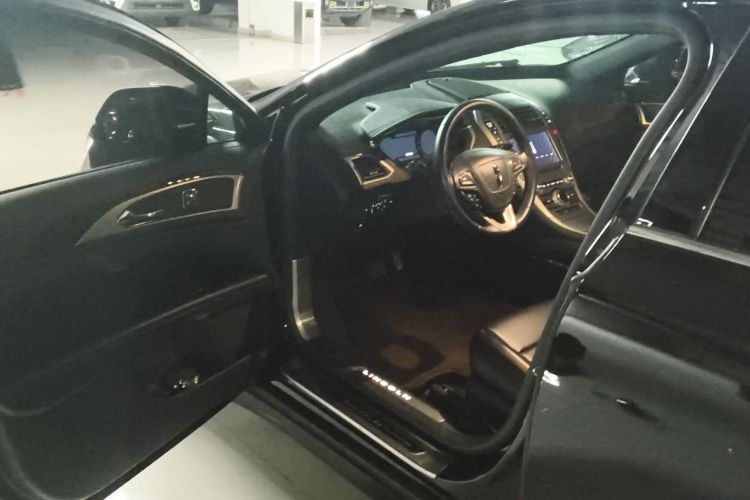 林肯MKZ 2020款 2.0T 尊享版中控内饰20