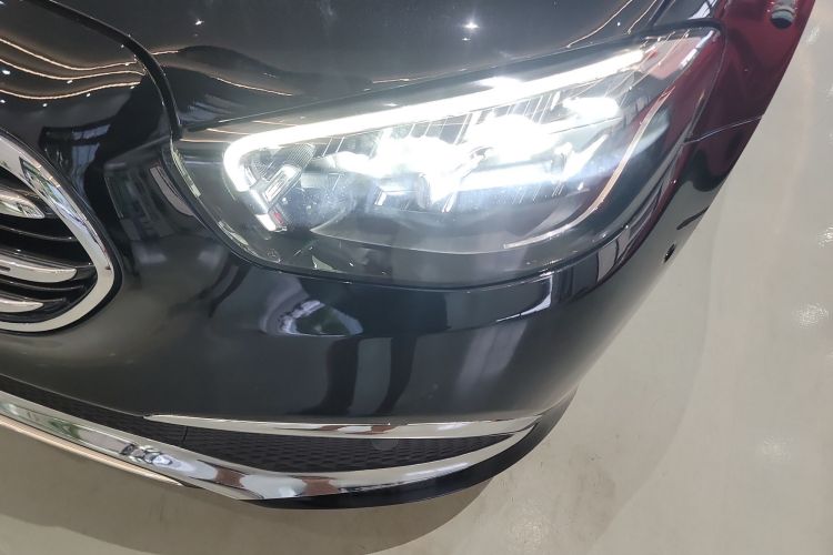 奔驰E级 2022款 E 260 L局部细节36